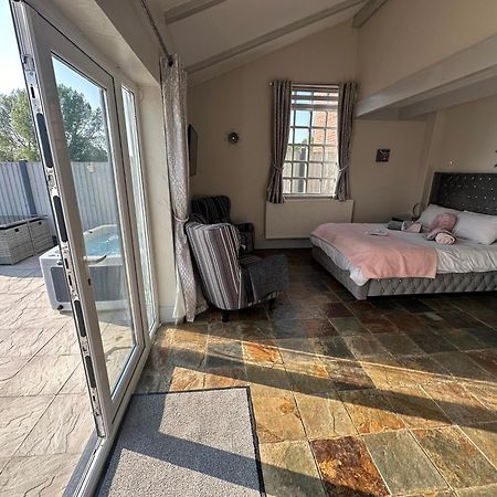 Dwylig Isa Holiday Cottages Rhuddlan Værelse billede