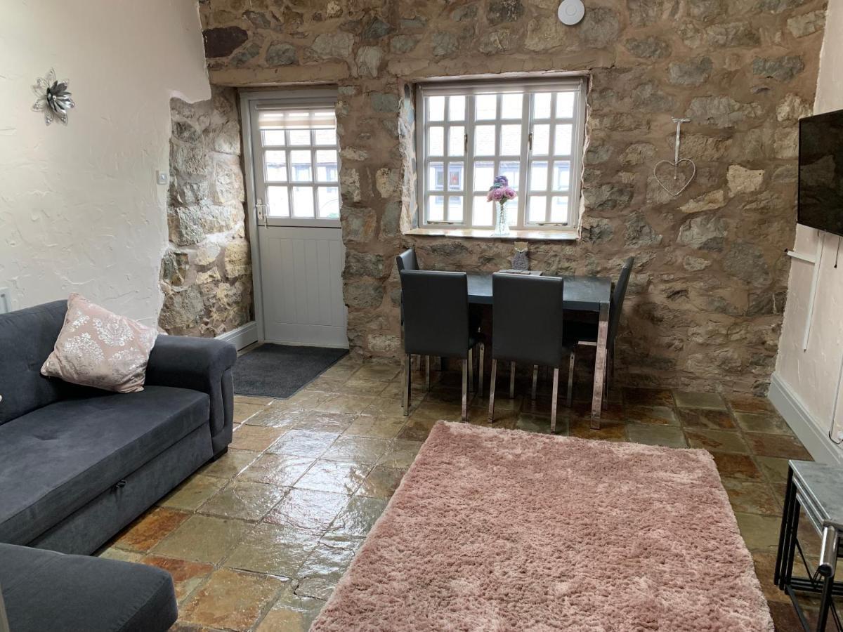 Dwylig Isa Holiday Cottages Rhuddlan Eksteriør billede